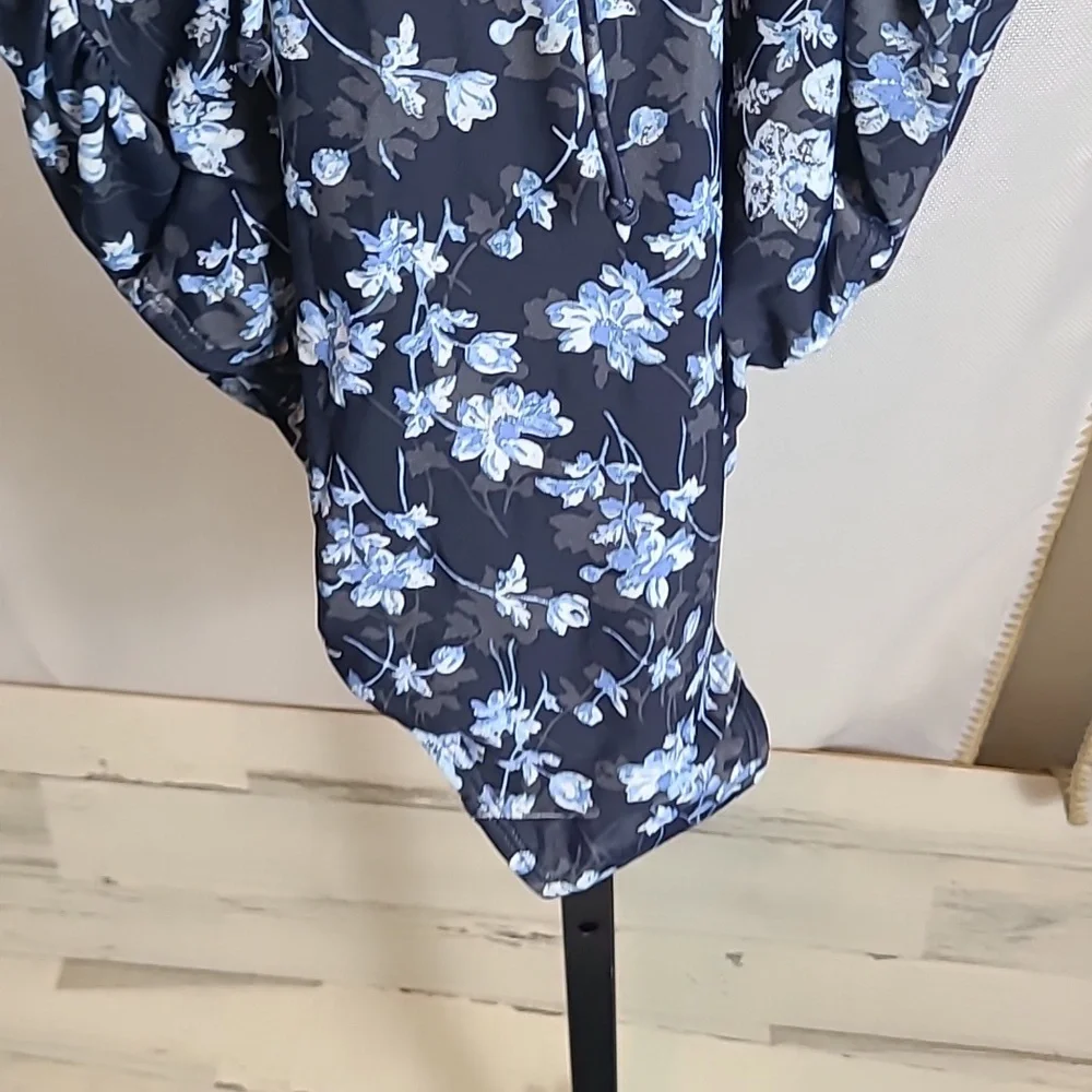 NWT A Pea In The Pod Floral Ruffled Maternity One Piece Swimsuit - Navy - Picture 5 of 9